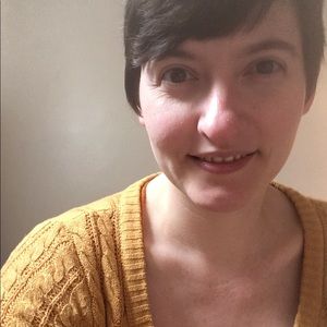 Meet your Posher, Delia